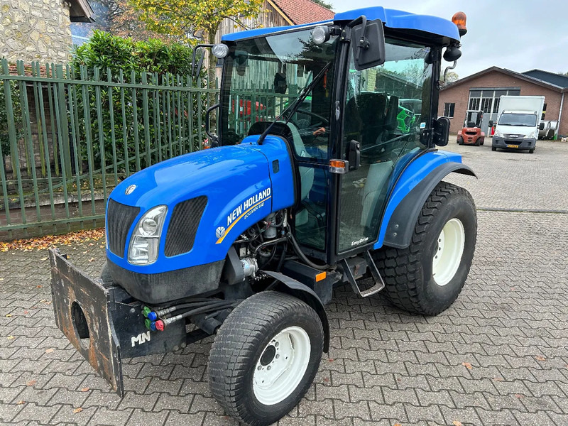 New Holland BOOMER 54D BOOMER 54D - Farm tractor: picture 1 New Holland BOOMER 54D BOOMER 54D - Farm tractor: picture 1