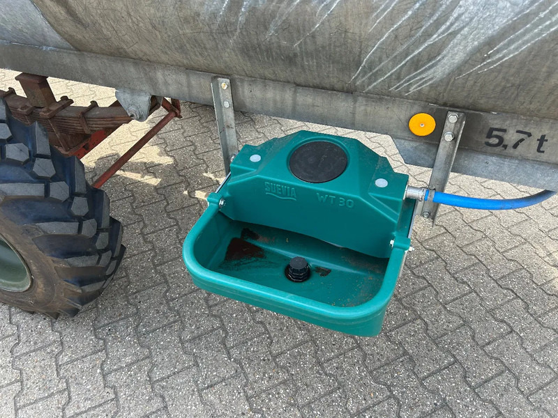 Watertank Watertank met drinkvlotter - Farm trailer: picture 2 Watertank Watertank met drinkvlotter - Farm trailer: picture 2