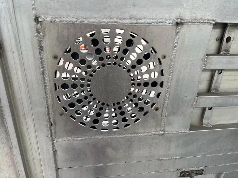 Livestock truck DAF XF 106.460 - Finkl Animal transporter: picture 10