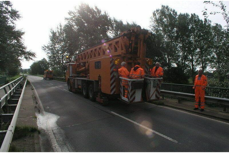 Faun TF00.81/52 Emelőkosaras 28m - Truck mounted aerial platform: picture 4 Faun TF00.81/52 Emelőkosaras 28m - Truck mounted aerial platform: picture 4