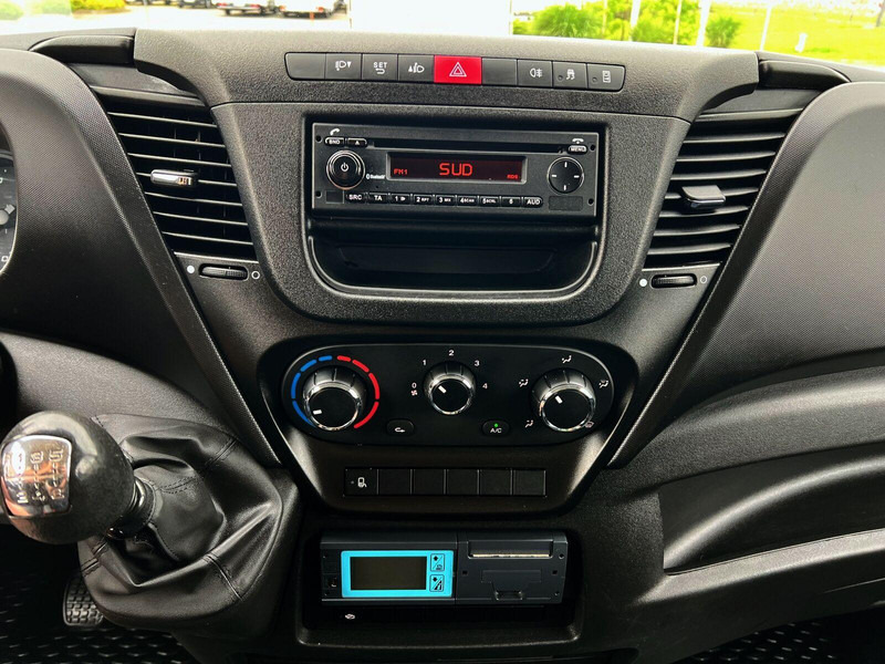 Refrigerated van Iveco Daily 50C15 Kontener Mroźnia/Chłodnia 3x Drzwi ThermoKing V 300: picture 17