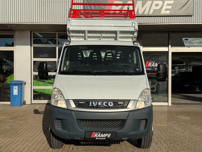Iveco Daily 70C17 Doka Three sided M Tipper + Crane - Tipper, Crane truck: picture 5 Iveco Daily 70C17 Doka Three sided M Tipper + Crane - Tipper, Crane truck: picture 5