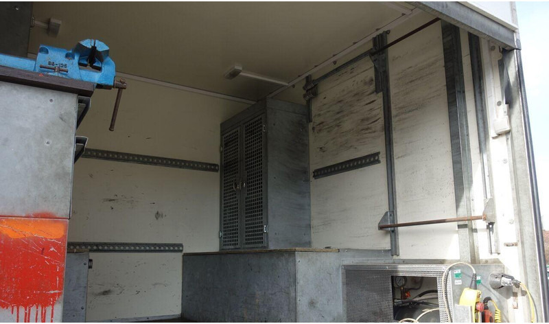 Vending truck Iveco Eurocargo 120E225 - Workshop truck: picture 19 Vending truck Iveco Eurocargo 120E225 - Workshop truck: picture 19