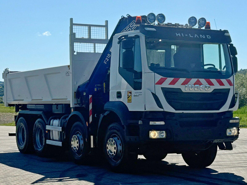 Iveco TRAKKER 450 * FASSI F215A.0.22 + FUNK / 8x4 *TOP - Tipper, Crane truck: picture 4 Iveco TRAKKER 450 * FASSI F215A.0.22 + FUNK / 8x4 *TOP - Tipper, Crane truck: picture 4