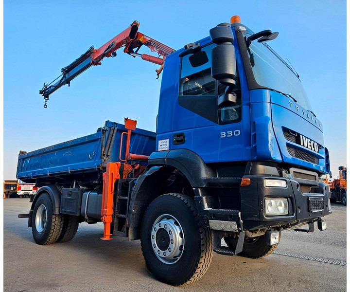 Iveco Trakker 190T33 4x4 M Tipper + Crane Atlas 120.2E - Tipper, Crane truck: picture 4 Iveco Trakker 190T33 4x4 M Tipper + Crane Atlas 120.2E - Tipper, Crane truck: picture 4