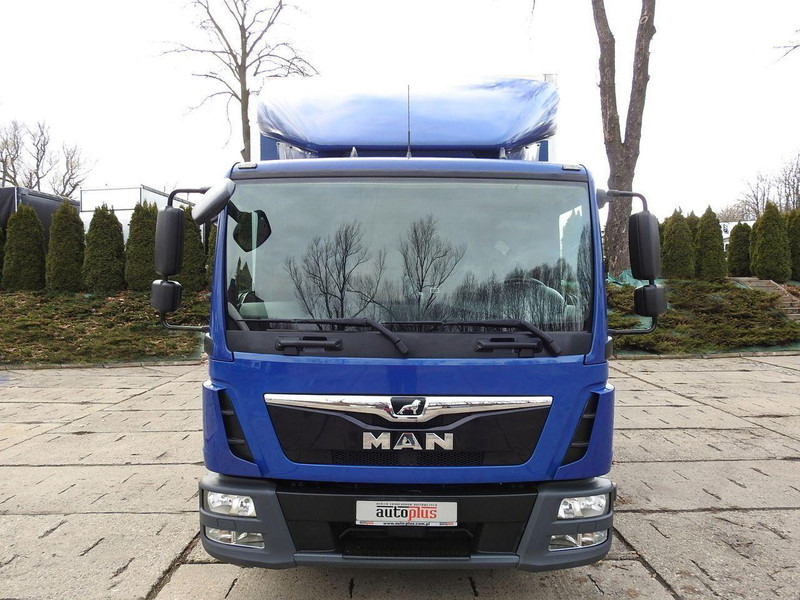 MAN TGL 12.220 KONTENER WINDA 18 PALET TEMPOMAT KLIMATYZACJA PNEUMAT - Box truck: picture 5 MAN TGL 12.220 KONTENER WINDA 18 PALET TEMPOMAT KLIMATYZACJA PNEUMAT - Box truck: picture 5