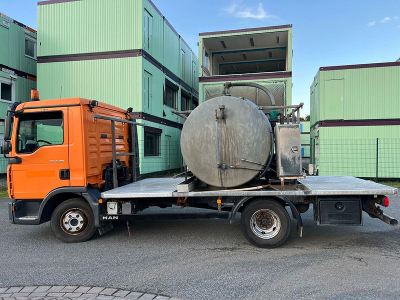 MAN TGL 8.180 Vacuum truck / Toilet Cleaner - Vacuum truck: picture 3 MAN TGL 8.180 Vacuum truck / Toilet Cleaner - Vacuum truck: picture 3