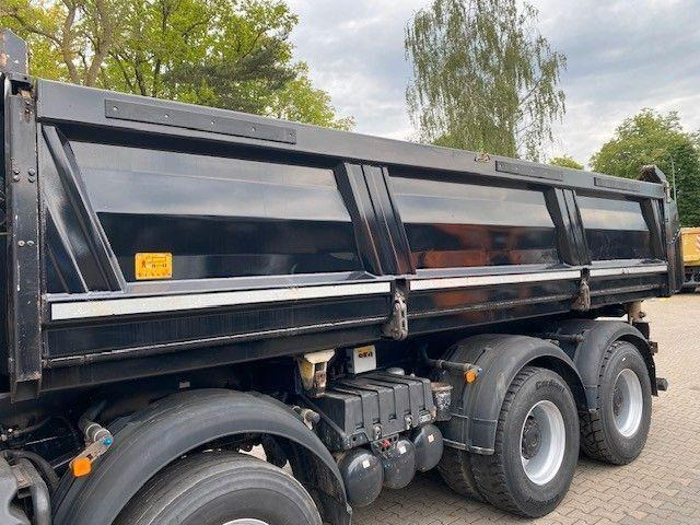 Leasing of MAN TGS 35.440 8X4 EURO 5 Kipper Meiller Bordmatik MAN TGS 35.440 8X4 EURO 5 Kipper Meiller Bordmatik: picture 13 Leasing of MAN TGS 35.440 8X4 EURO 5 Kipper Meiller Bordmatik MAN TGS 35.440 8X4 EURO 5 Kipper Meiller Bordmatik: picture 13