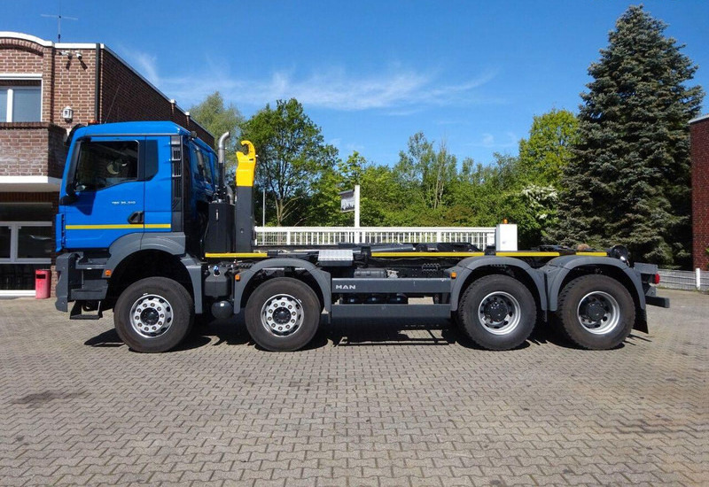 MAN TGS 35.510 Hook lift truck 8x4 - Hook lift truck: picture 3 MAN TGS 35.510 Hook lift truck 8x4 - Hook lift truck: picture 3