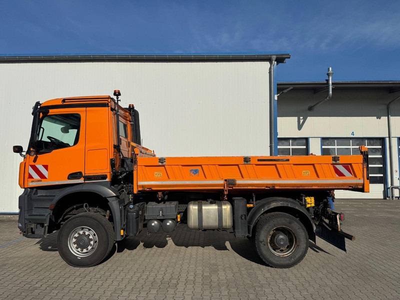 Mercedes-Benz 2036 AK 4x4 3-Way Meiller Tipper Crane HIAB XS088BS-2HiDuo - Tipper, Crane truck: picture 2 Mercedes-Benz 2036 AK 4x4 3-Way Meiller Tipper Crane HIAB XS088BS-2HiDuo - Tipper, Crane truck: picture 2
