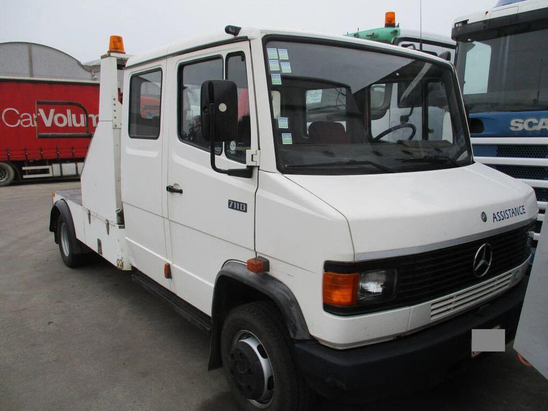 Mercedes-Benz 711D - Doka towing truck - Tow truck: picture 4 Mercedes-Benz 711D - Doka towing truck - Tow truck: picture 4