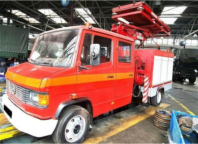 Mercedes-Benz 814 DHL ATLAS RAIL ROAD RAILWAY ZWEIWEG - Fire truck: picture 2 Mercedes-Benz 814 DHL ATLAS RAIL ROAD RAILWAY ZWEIWEG - Fire truck: picture 2