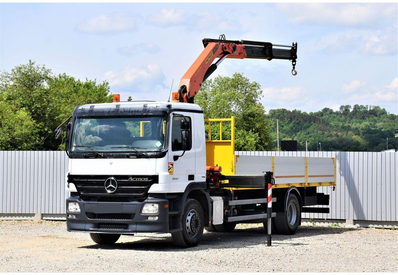 Mercedes-Benz ACTROS 1832 - Tipper, Crane truck: picture 2 Mercedes-Benz ACTROS 1832 - Tipper, Crane truck: picture 2