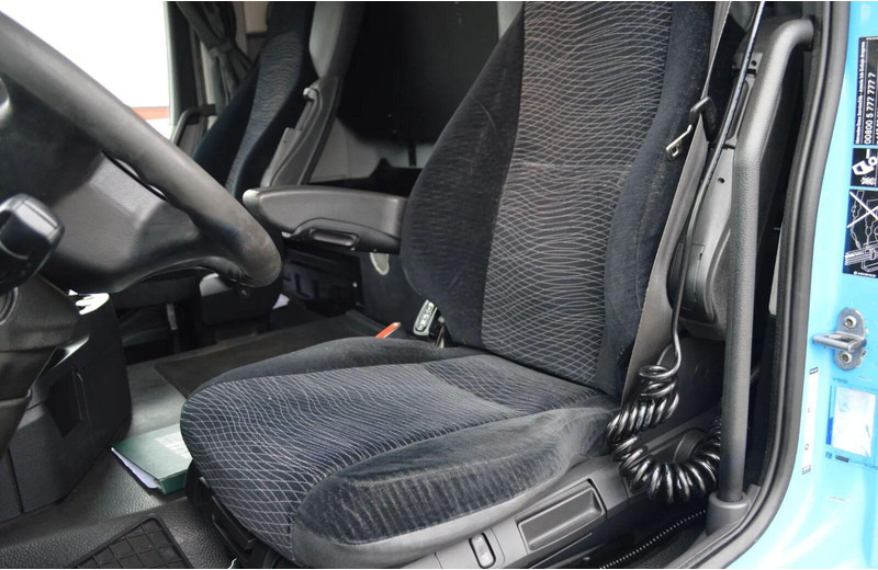 Refrigerator truck Mercedes-Benz ANTOS 2540 REFRIGERATOR + LIFT + SIDE DOOR: picture 13 Refrigerator truck Mercedes-Benz ANTOS 2540 REFRIGERATOR + LIFT + SIDE DOOR: picture 13