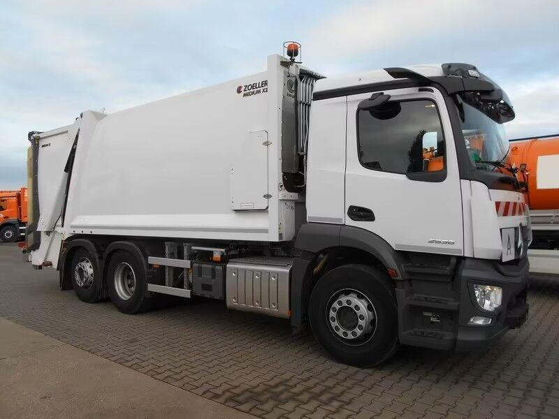 Mercedes-Benz Actros 2536 - Garbage truck - Garbage truck: picture 2 Mercedes-Benz Actros 2536 - Garbage truck - Garbage truck: picture 2