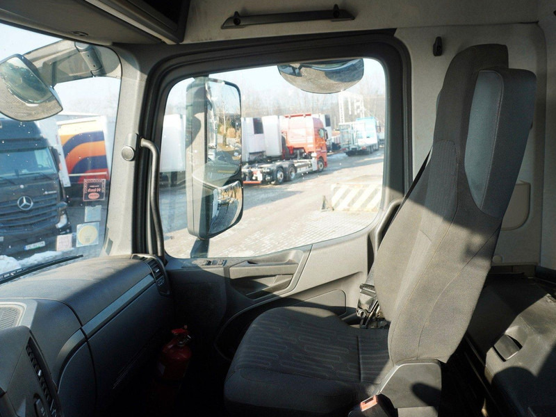 Leasing of Mercedes-Benz Arocs 1833 3-Way Tipper Crane HIAB X-DUO 128 B Mercedes-Benz Arocs 1833 3-Way Tipper Crane HIAB X-DUO 128 B: picture 19