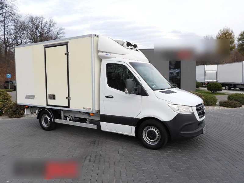Mercedes-Benz SPRINTER 314 CHŁODNIA KONTENER -1*C TEMPOMAT NAWIGACJA KLIMATYZA - Refrigerated van: picture 1 Mercedes-Benz SPRINTER 314 CHŁODNIA KONTENER -1*C TEMPOMAT NAWIGACJA KLIMATYZA - Refrigerated van: picture 1