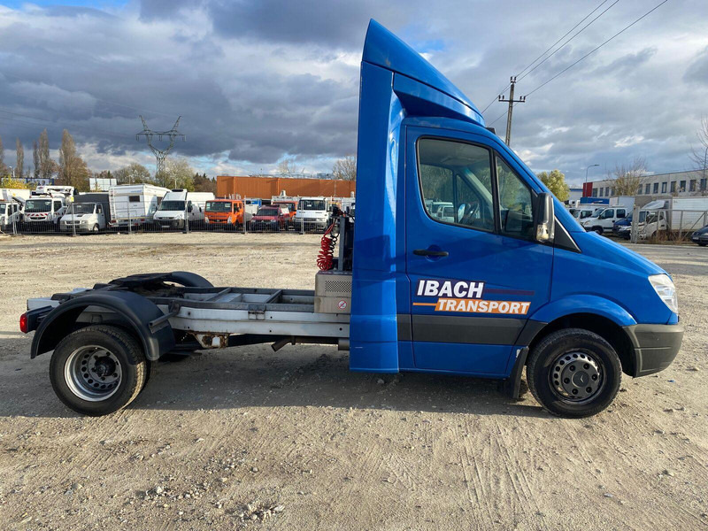 Mercedes-Benz Sprinter 519 - BE Mini Trekker - SZM - 3.5t - Mini artic tractor unit: picture 4 Mercedes-Benz Sprinter 519 - BE Mini Trekker - SZM - 3.5t - Mini artic tractor unit: picture 4