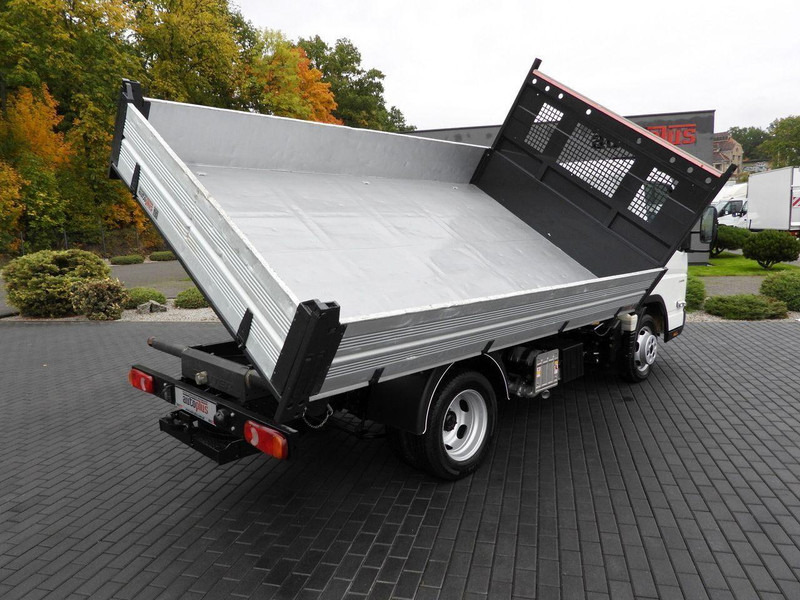Mitsubishi CANTER FUSO 3C15 - Tipper: picture 3 Mitsubishi CANTER FUSO 3C15 - Tipper: picture 3