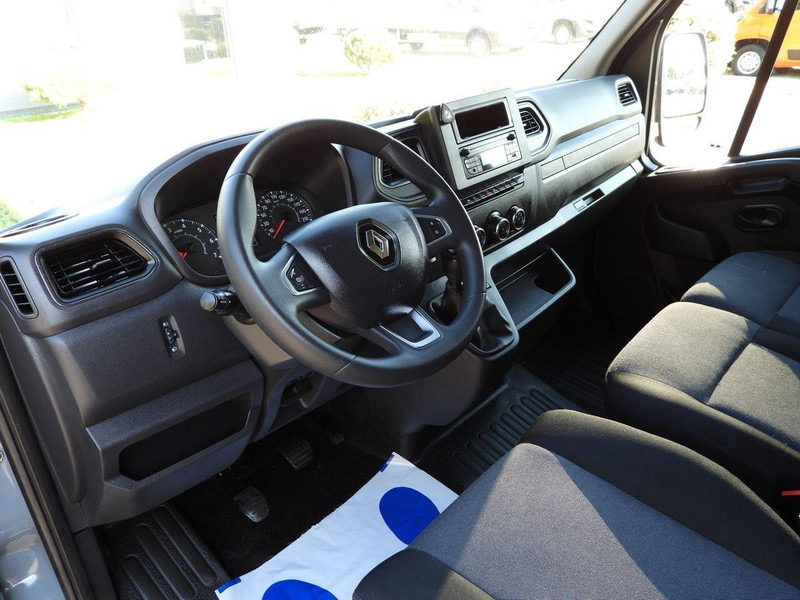 Renault Master - Curtain side van: picture 2 Renault Master - Curtain side van: picture 2