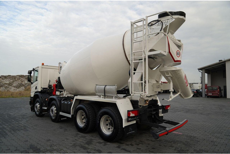 Scania P 410 / 8x4 / BETONOMIESZARKA / GRUSZKA / PUTZMEISTER / 9m3 / AU - Concrete mixer truck: picture 3 Scania P 410 / 8x4 / BETONOMIESZARKA / GRUSZKA / PUTZMEISTER / 9m3 / AU - Concrete mixer truck: picture 3