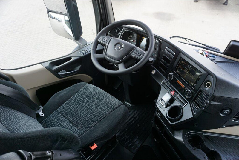 Tractor unit Mercedes-Benz ACTROS / 1851 / EURO 6 / ACC / BIG SPACE: picture 13