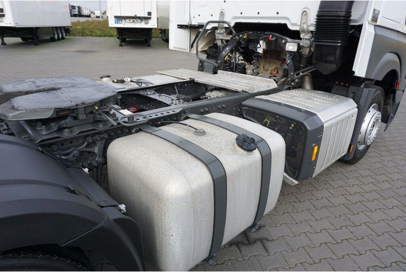 Tractor unit Mercedes-Benz ACTROS / 1851 / EURO 6 / ACC / BIG SPACE: picture 15