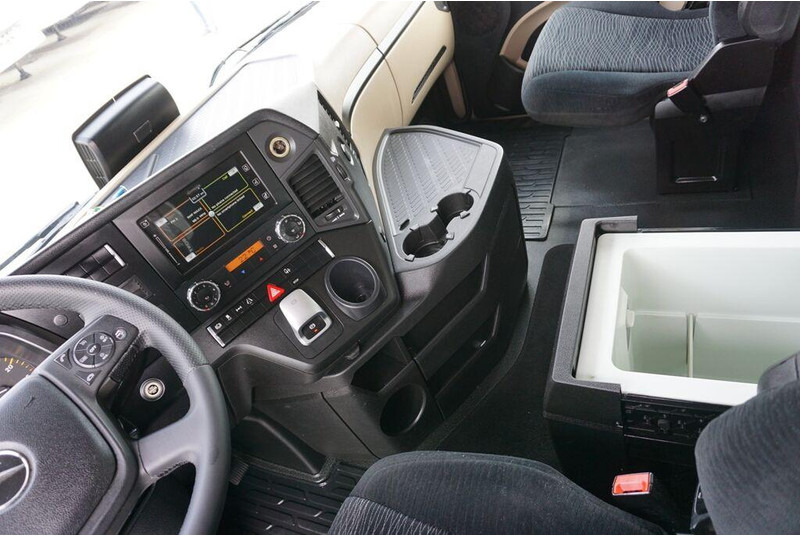 Tractor unit Mercedes-Benz ACTROS / 1851 / EURO 6 / ACC / BIG SPACE: picture 9