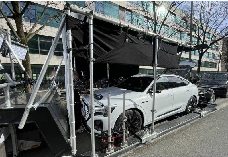 Tractor unit Mercedes-Benz Arocs 2143 Specialized for MOVIE production: picture 9