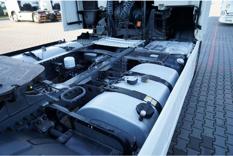 Leasing of Volvo FH 500 / I-PARK COOL / I-SHIFT Volvo FH 500 / I-PARK COOL / I-SHIFT: picture 16