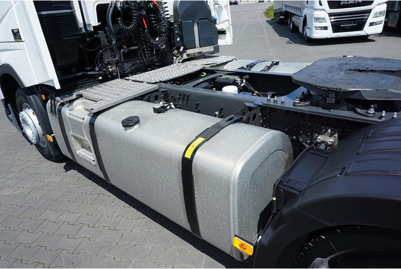 Tractor unit Volvo FH / 500 / I – SAVE / XL / EURO 6 / ACC / I -COOL / NOWY MODEL: picture 11 Tractor unit Volvo FH / 500 / I – SAVE / XL / EURO 6 / ACC / I -COOL / NOWY MODEL: picture 11