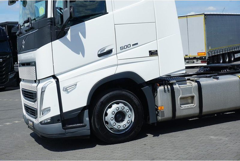 Tractor unit Volvo FH / 500 / I – SAVE / XL / EURO 6 / ACC / I -COOL / NOWY MODEL: picture 19 Tractor unit Volvo FH / 500 / I – SAVE / XL / EURO 6 / ACC / I -COOL / NOWY MODEL: picture 19