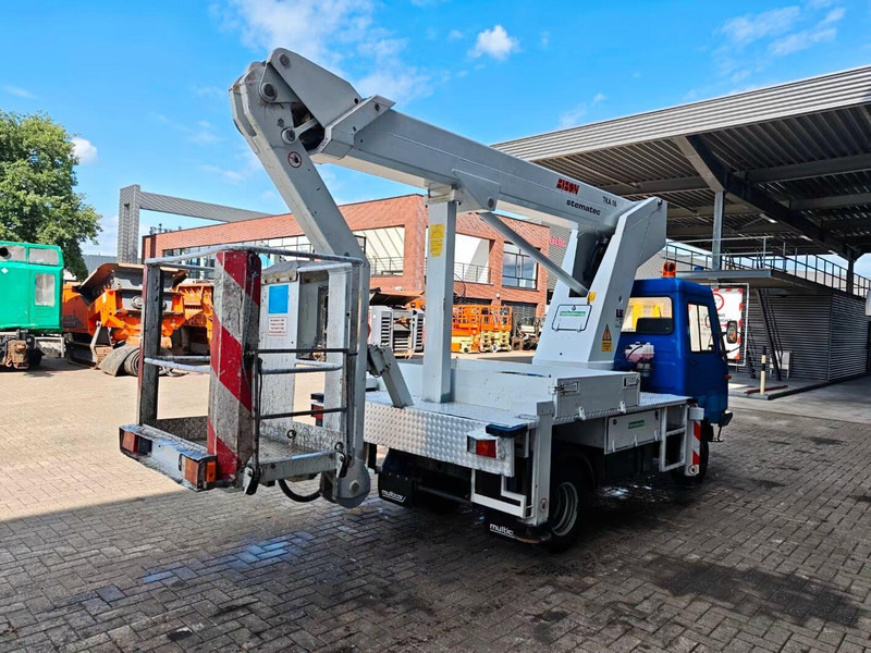 MULTICAR Champion M26 - Lifting basket truck - Truck, Crane truck: picture 3 MULTICAR Champion M26 - Lifting basket truck - Truck, Crane truck: picture 3