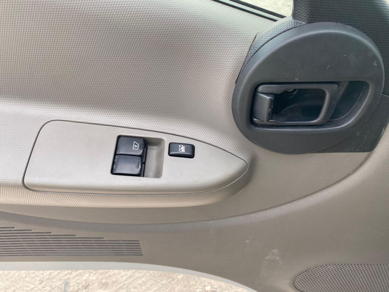 Truck, Crane truck Nissan Cabstar 35.14 - ISOLI Lifting Basket - 14m: picture 18 Truck, Crane truck Nissan Cabstar 35.14 - ISOLI Lifting Basket - 14m: picture 18