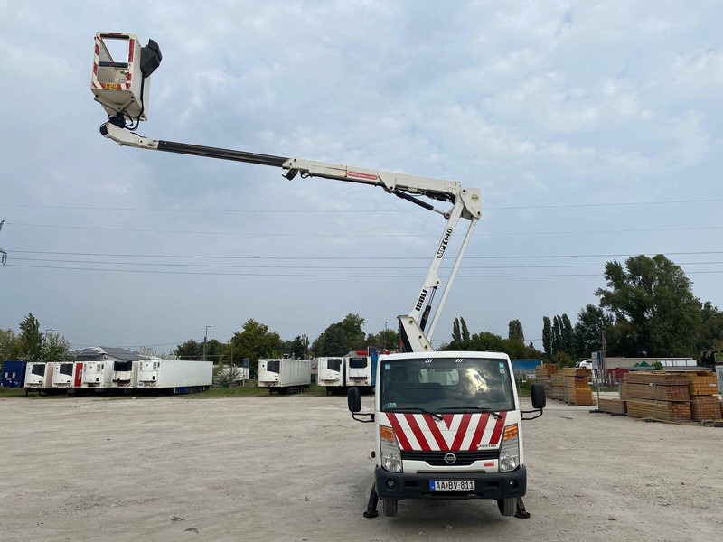 Truck, Crane truck Nissan Cabstar 35.14 - ISOLI Lifting Basket - 14m: picture 11 Truck, Crane truck Nissan Cabstar 35.14 - ISOLI Lifting Basket - 14m: picture 11