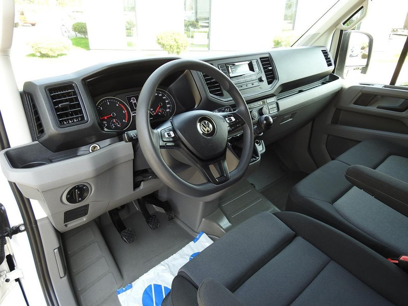 Volkswagen CRAFTER PLANDEKA 10 PALET WEBASTO TEMPOMAT KLIMATYZACJA LEDY 18 - Curtain side van: picture 2 Volkswagen CRAFTER PLANDEKA 10 PALET WEBASTO TEMPOMAT KLIMATYZACJA LEDY 18 - Curtain side van: picture 2