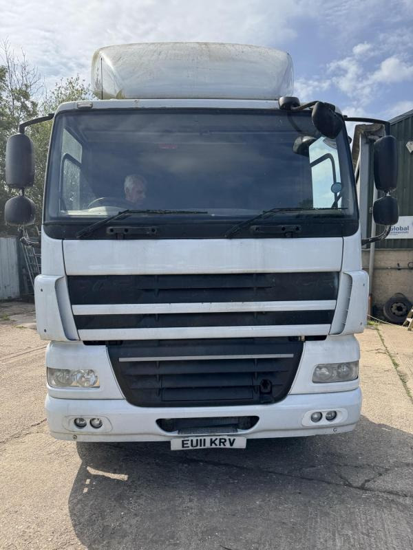 DAF FT CF 85-360 Euro 5 4x2 unit - Tractor unit: picture 3 DAF FT CF 85-360 Euro 5 4x2 unit - Tractor unit: picture 3