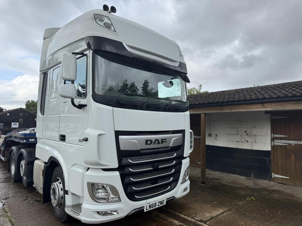 DAF FTG XF 480 Super Space Cab - Tractor unit: picture 2 DAF FTG XF 480 Super Space Cab - Tractor unit: picture 2