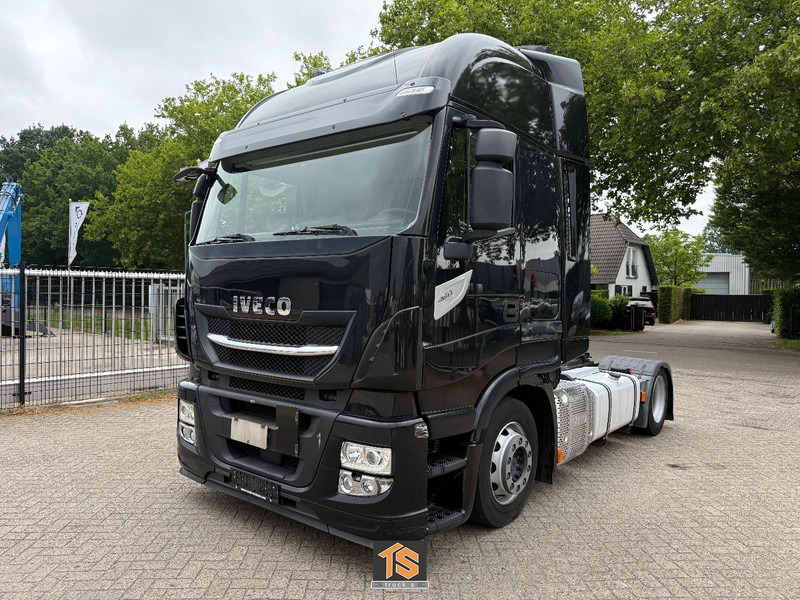 Iveco AS 460 Mega EURO 6 - AUTOMATIC - 2 TANKS - HEBESATTEL/HEFSCHOTEL/LIFTING FIFTH WHEEL - Tractor unit: picture 1 Iveco AS 460 Mega EURO 6 - AUTOMATIC - 2 TANKS - HEBESATTEL/HEFSCHOTEL/LIFTING FIFTH WHEEL - Tractor unit: picture 1