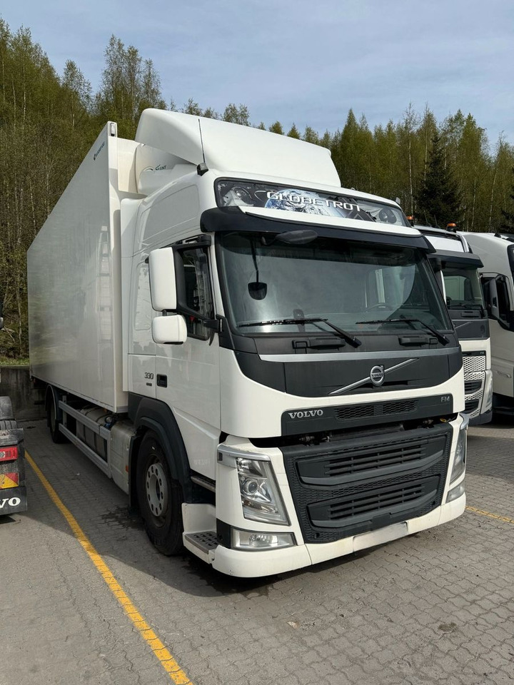 Volvo FM330 / Carrier Supra 850 nordic - Refrigerator truck: picture 4 Volvo FM330 / Carrier Supra 850 nordic - Refrigerator truck: picture 4