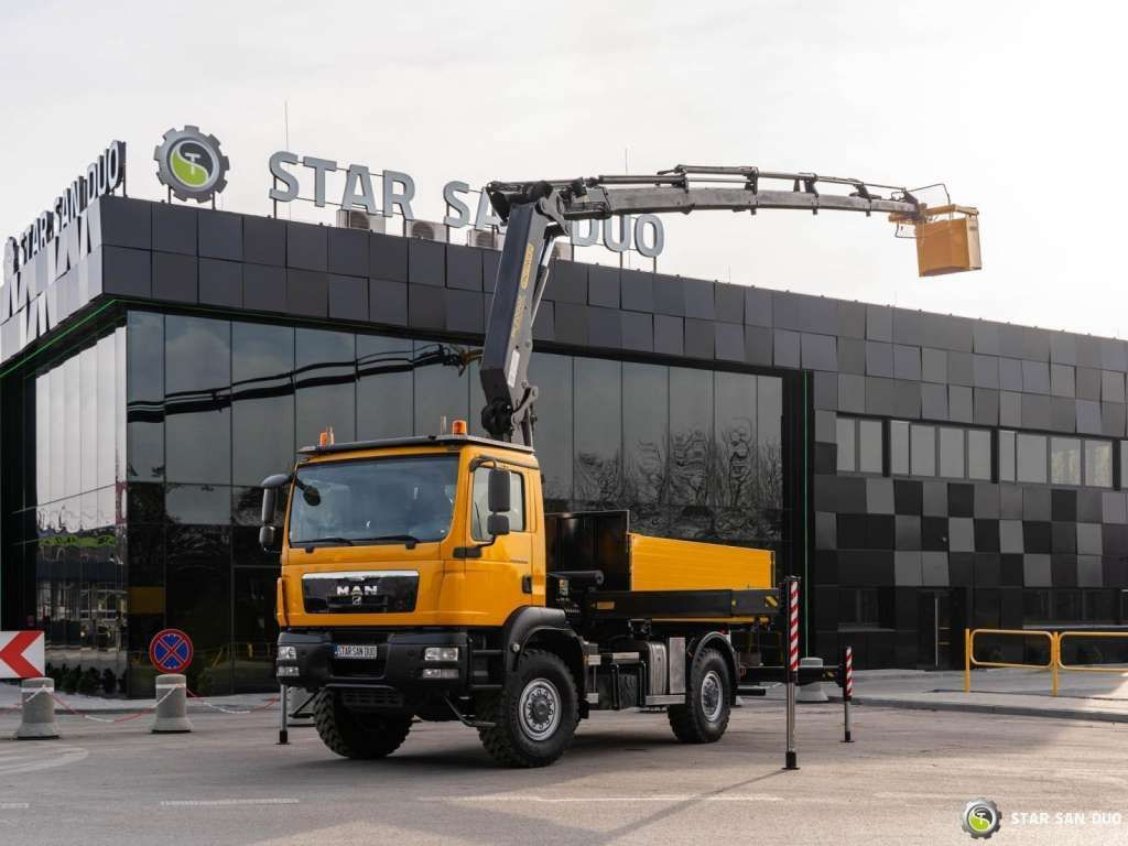 MAN TGM 18.340 4x4 PALFINGER PK 20002 CRANE BASKET MAN TGM 18.340 4x4 PALFINGER PK 20002 CRANE BASKET - Crane truck, Dropside/ Flatbed truck: picture 1 MAN TGM 18.340 4x4 PALFINGER PK 20002 CRANE BASKET MAN TGM 18.340 4x4 PALFINGER PK 20002 CRANE BASKET - Crane truck, Dropside/ Flatbed truck: picture 1