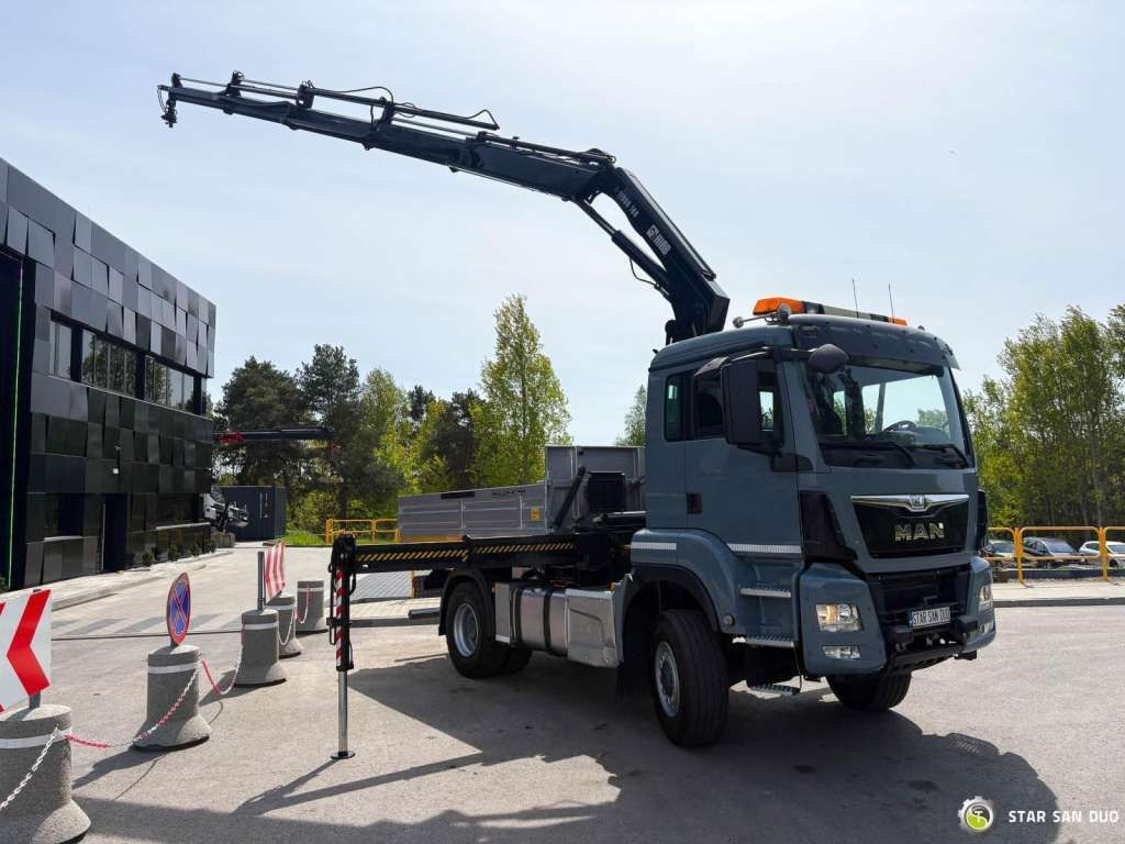 MAN TGS 18.480 4x4 HIAB 188 E-4 CRANE KIPPER EURO 6 MAN TGS 18.480 4x4 HIAB 188 E-4 CRANE KIPPER EURO 6 - Tipper: picture 5 MAN TGS 18.480 4x4 HIAB 188 E-4 CRANE KIPPER EURO 6 MAN TGS 18.480 4x4 HIAB 188 E-4 CRANE KIPPER EURO 6 - Tipper: picture 5