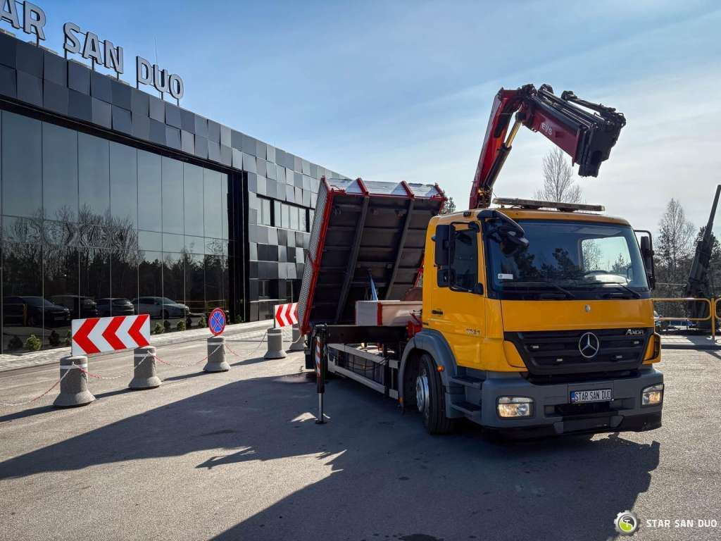 Mercedes-Benz AXOR 1824 4x2 HMF 975 HDS Crane Rotator Kipper - Crane truck: picture 2 Mercedes-Benz AXOR 1824 4x2 HMF 975 HDS Crane Rotator Kipper - Crane truck: picture 2