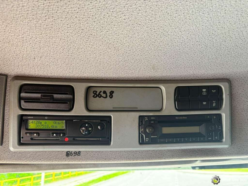 Crane truck Mercedes-Benz Actros 1841 AK 4x4 Hiab 288E-7 Crane Kipper: picture 16 Crane truck Mercedes-Benz Actros 1841 AK 4x4 Hiab 288E-7 Crane Kipper: picture 16