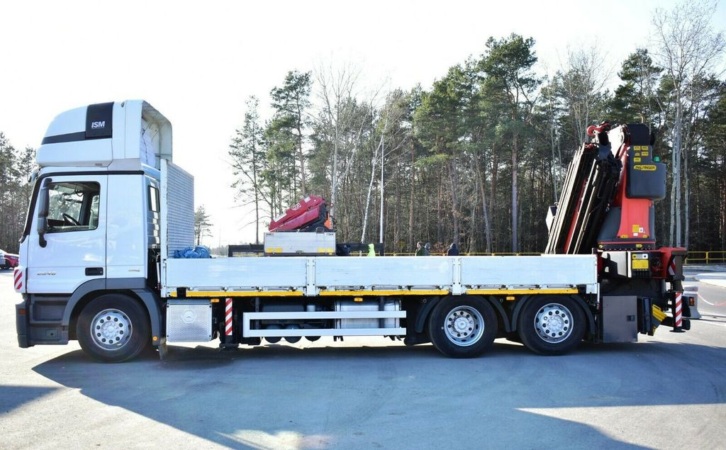 Crane truck, Dropside/ Flatbed truck Mercedes-Benz Actros 2546 6x2 Palfinger PK 53002 Crane Kran: picture 14