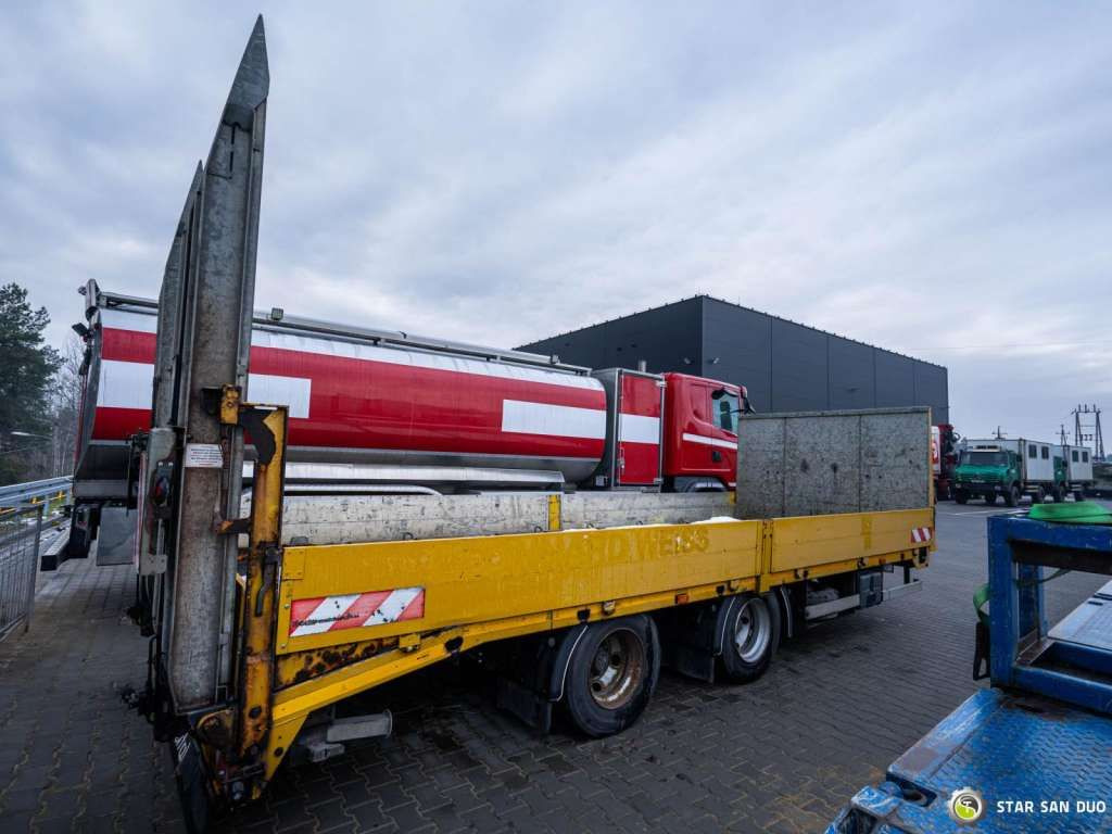 Müller-Mitteltal TAL ETUE-TA Hydraulic Ramps - Low loader trailer: picture 1 Müller-Mitteltal TAL ETUE-TA Hydraulic Ramps - Low loader trailer: picture 1