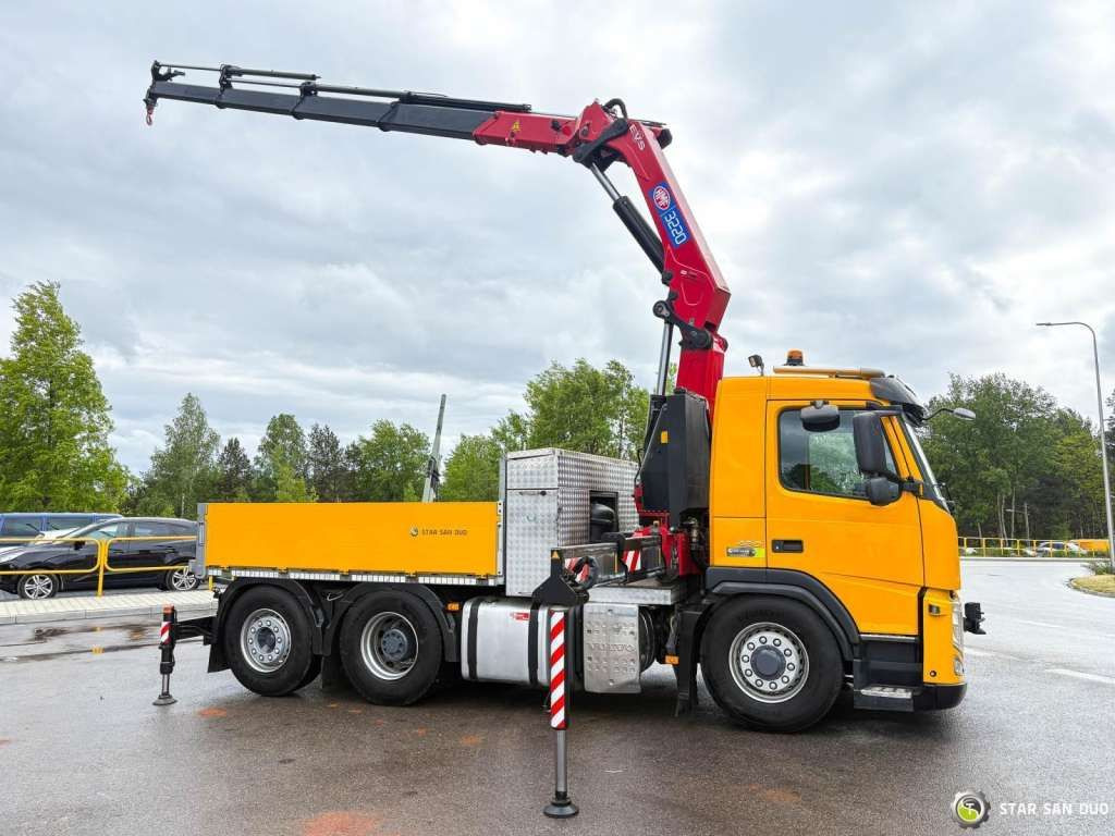 Volvo FM 460 6x4x4 HMF 3220 Crane HDS - Tractor unit: picture 4 Volvo FM 460 6x4x4 HMF 3220 Crane HDS - Tractor unit: picture 4