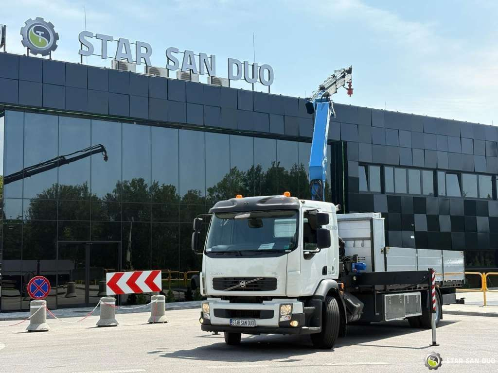 Volvo FE 240 4x2 HMF 1560 K3 HDS Rotator Crane Kran - Crane truck: picture 3 Volvo FE 240 4x2 HMF 1560 K3 HDS Rotator Crane Kran - Crane truck: picture 3