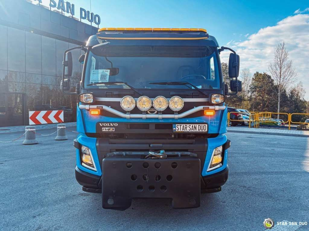 Volvo FMX 410 6x2 PALFINGER PK 18002 659 Working Hour - Tipper: picture 3 Volvo FMX 410 6x2 PALFINGER PK 18002 659 Working Hour - Tipper: picture 3