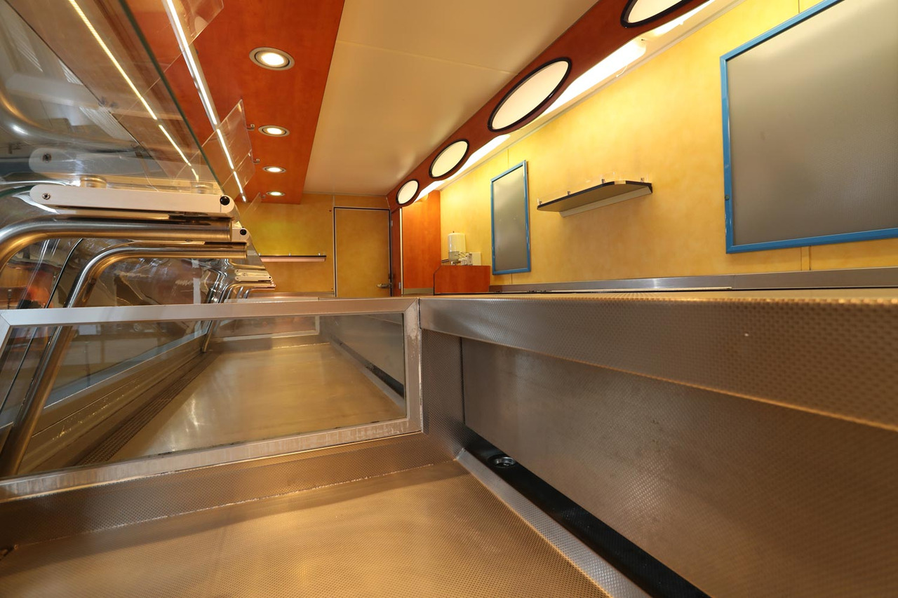 Wochenmarktmobil Tamhart - Vending truck: picture 3 Wochenmarktmobil Tamhart - Vending truck: picture 3